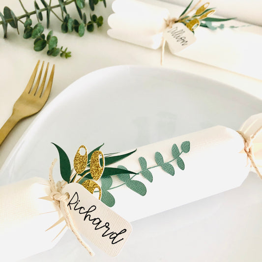 Personalised Christmas Crackers – Handmade Bon Bons & Party Poppers with Chocolates | Corporate Gifts & Table Decor
