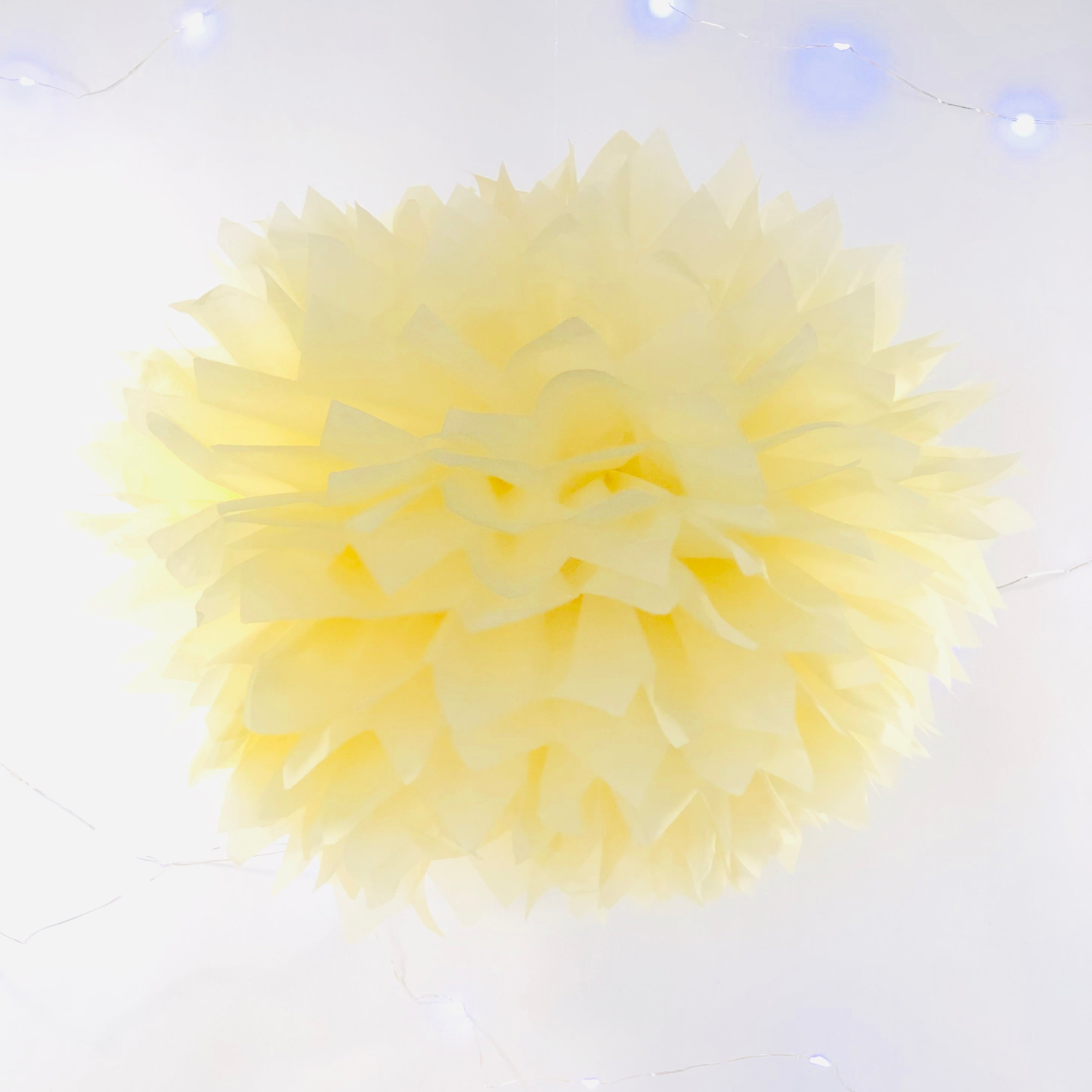 Cream Party Decor