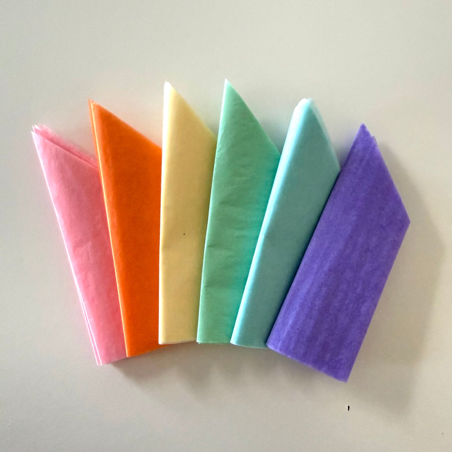 Christmas Cracker Paper Crowns – Tissue Paper Party Hats