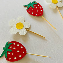 Load image into Gallery viewer, Strawberry and Daisy Cupcake Topper