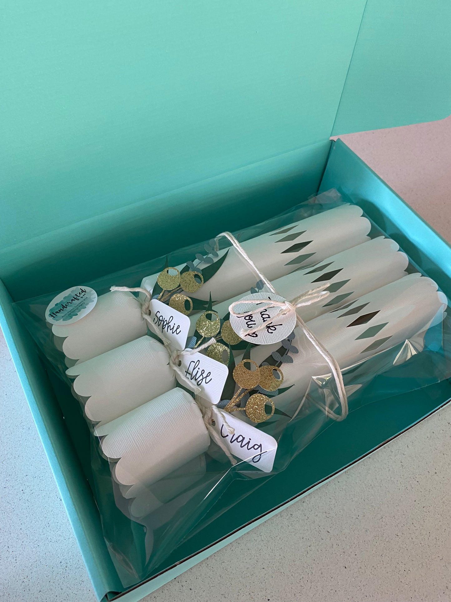 Personalised Christmas Crackers – Handmade Bon Bons & Party Poppers with Chocolates | Corporate Gifts & Table Decor